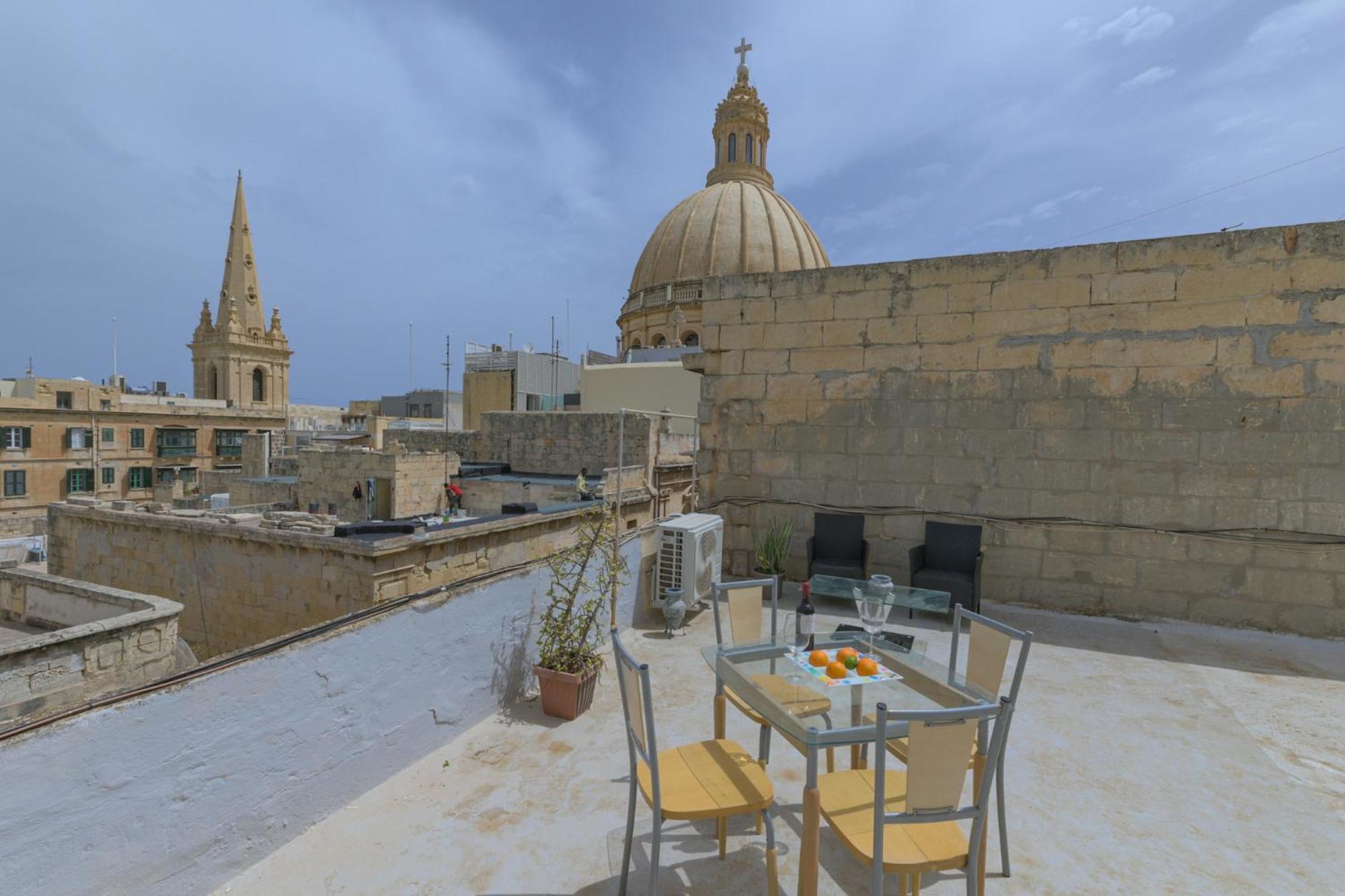 New 1 Bedroom Apartment In Valletta City Centre With Terrace And Views Exterior foto